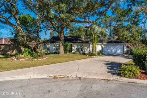 5351 Gathering Oaks Court E Jacksonville FL 32258