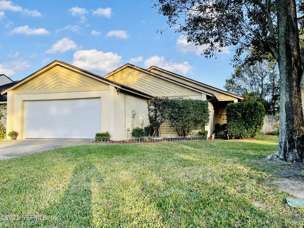 11325 Mcnichols Court Jacksonville FL 32223