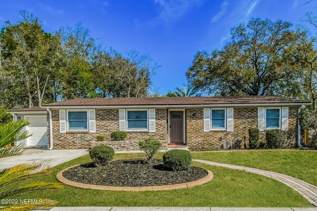 11611 Cape Horn Avenue Jacksonville FL 32246
