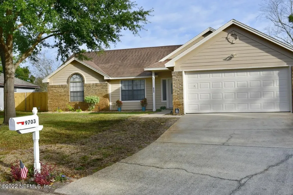 9703 Underwood Court Jacksonville FL 32221