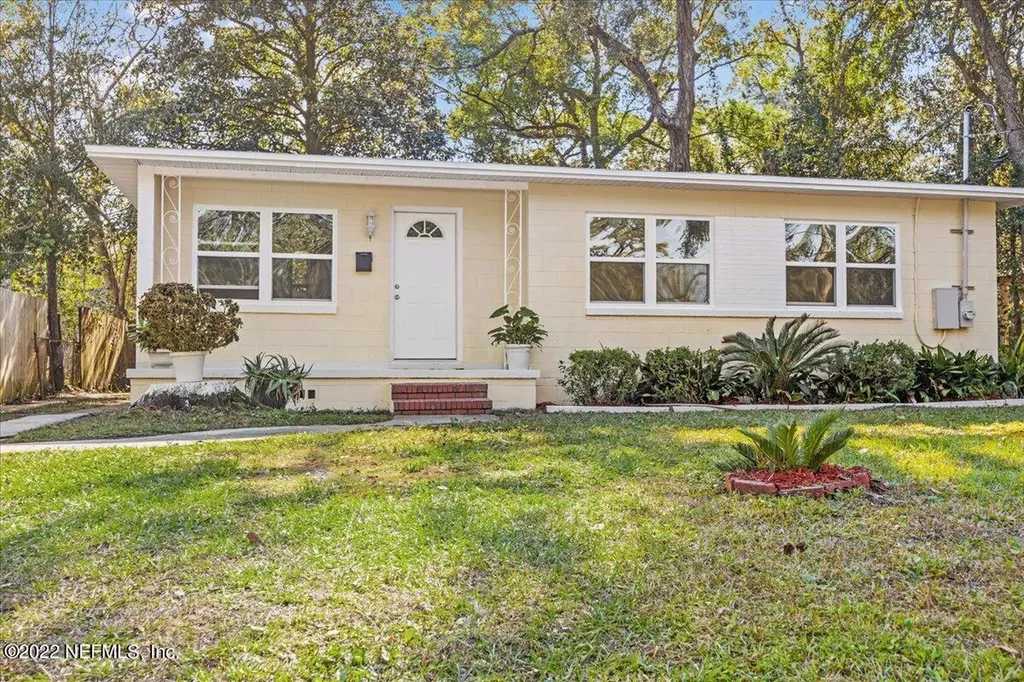 2810 Dellmont Avenue Jacksonville FL 32207