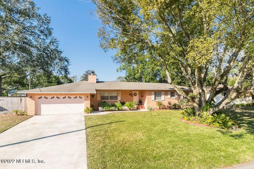 8434 San Martarro Drive E Jacksonville FL 32217