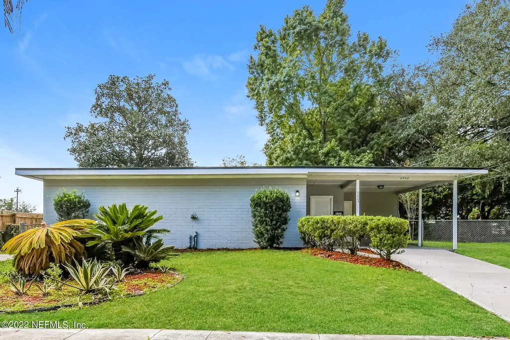 6924 Fuegus Drive Jacksonville FL 32210