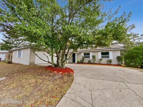6023 Jaguar Drive W Jacksonville FL 32244