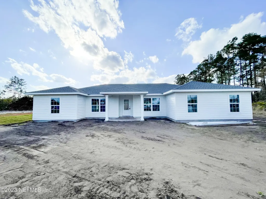 27688 Kentucky Street Hilliard FL 32046