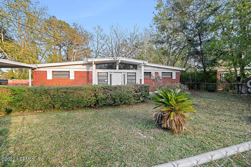 9613 Flechette Avenue Jacksonville FL 32208