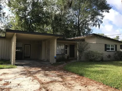 7032 Bernay Avenue Jacksonville FL 32205