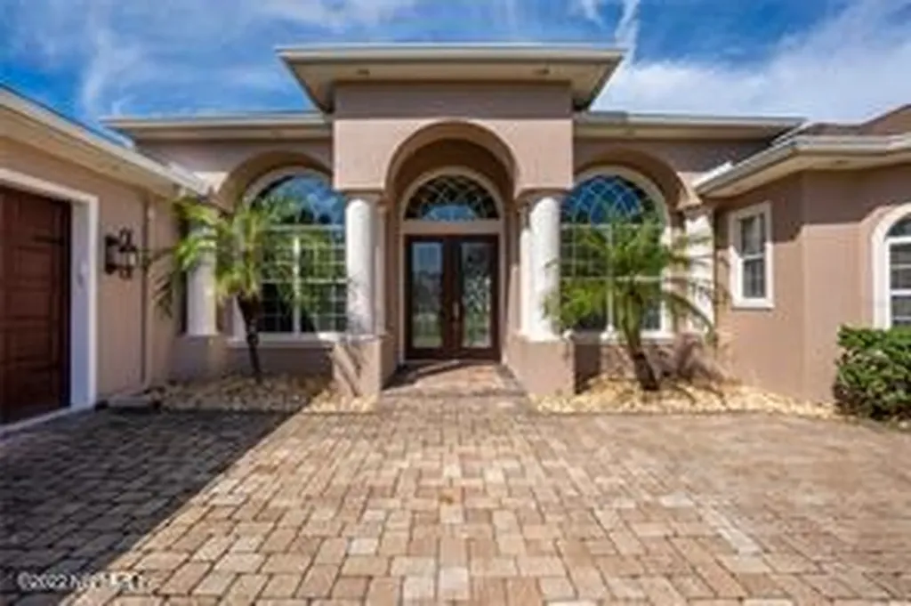 9 Flametree Court Palm Coast FL 32137