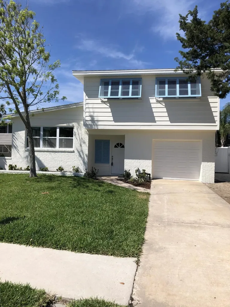 240 Hopkins Street Neptune Beach FL 32266