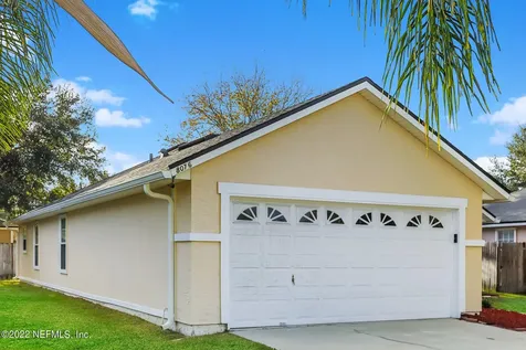 8076 Carisbrook Court Jacksonville FL 32244