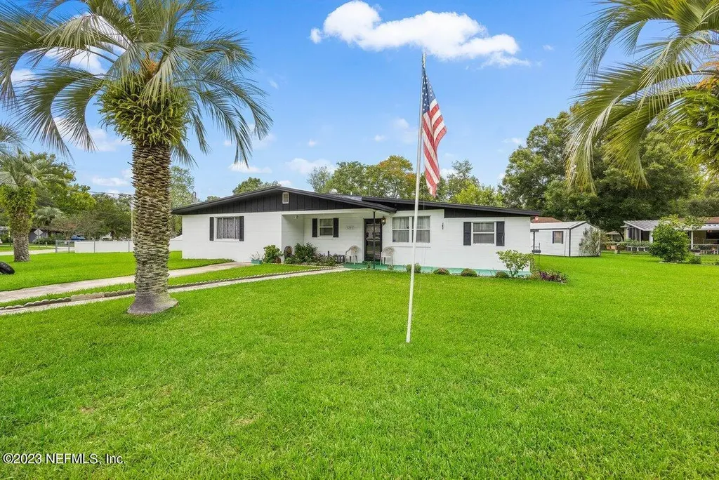 6705 Daughtry Boulevard S Jacksonville FL 32210