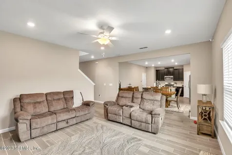 1723 Amberly Drive Middleburg FL 32068
