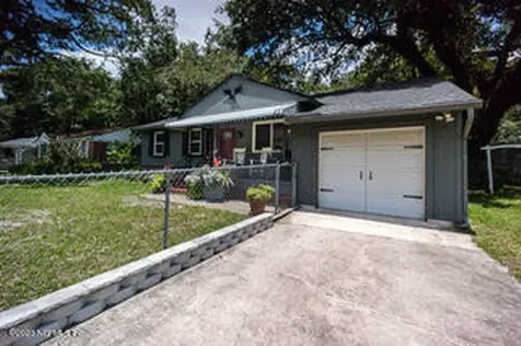3331 Sylvia Street Jacksonville FL 32207