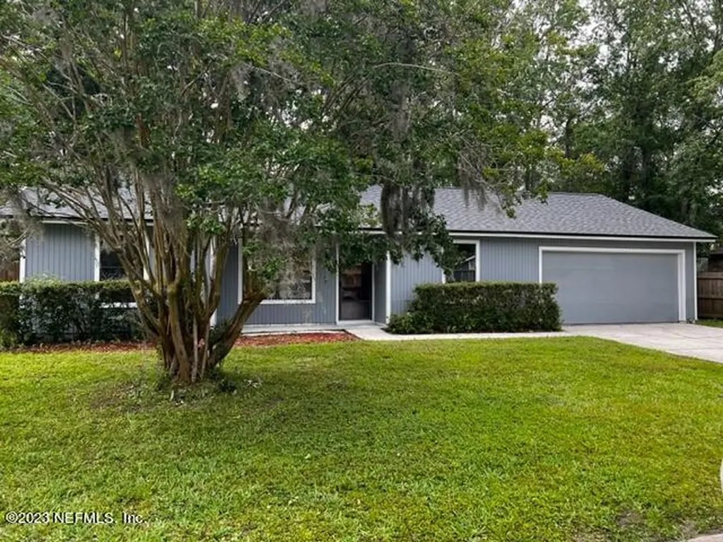 8267 Pepperwood Drive Jacksonville FL 32244