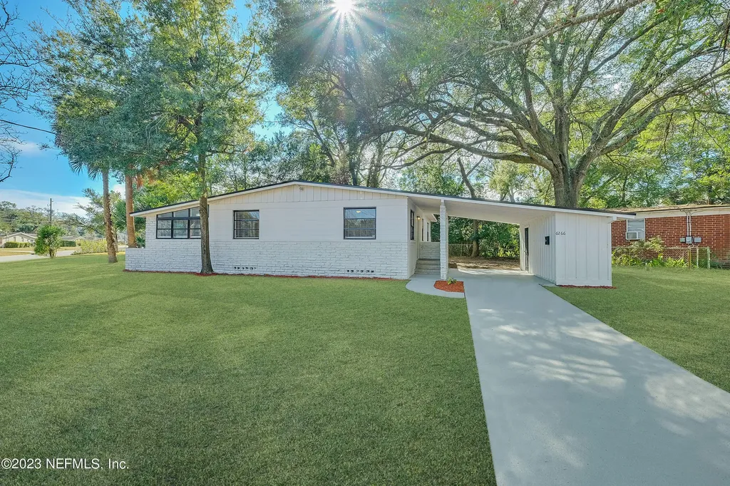 6266 Shady Oak Drive Jacksonville FL 32277