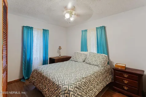 715 Norman Avenue Interlachen FL 32148