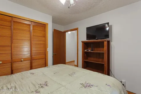 715 Norman Avenue Interlachen FL 32148