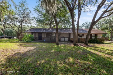 715 Norman Avenue Interlachen FL 32148