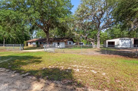 715 Norman Avenue Interlachen FL 32148