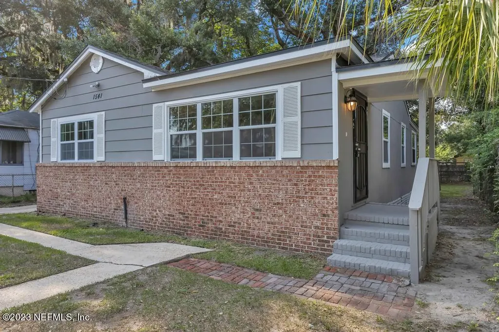 1541 Elizabeth Street Jacksonville FL 32206