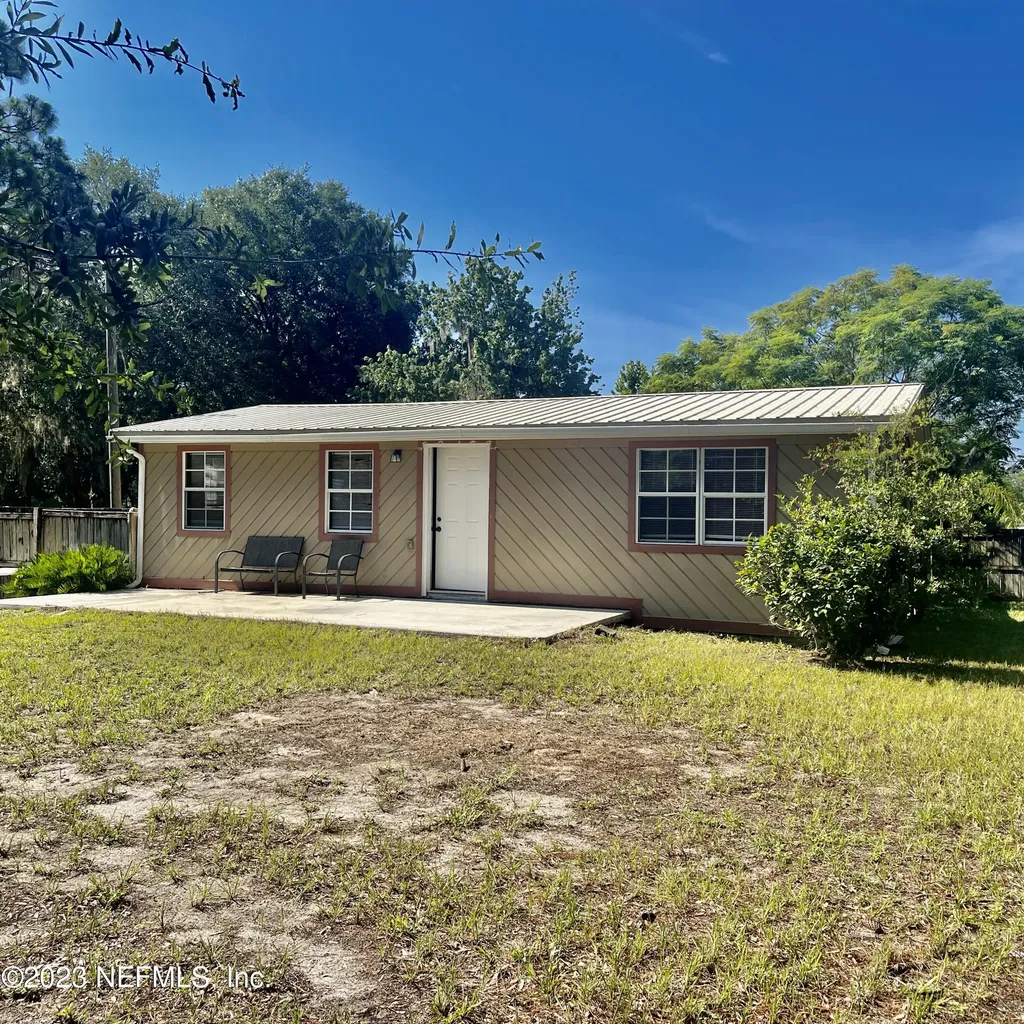 118 Church Lake Drive Interlachen FL 32148