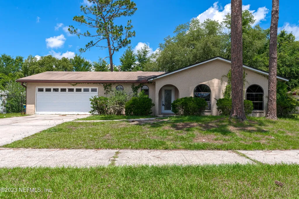11516 Cricket Court Jacksonville FL 32218