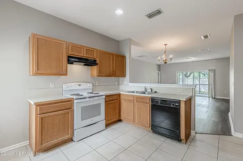 7128 Rampart Ridge Circle W Jacksonville FL 32244