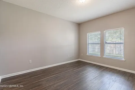 7128 Rampart Ridge Circle W Jacksonville FL 32244