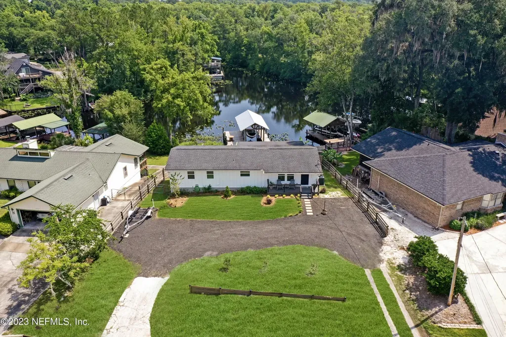 2011 Cornell Road Middleburg FL 32068