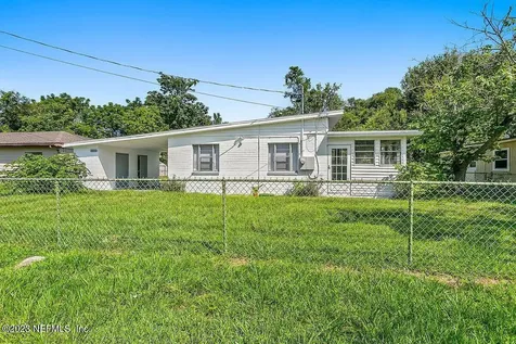 7023 King Arthur Road N Jacksonville FL 32211