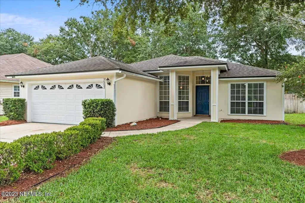7552 Fawn Lake Drive N Jacksonville FL 32256