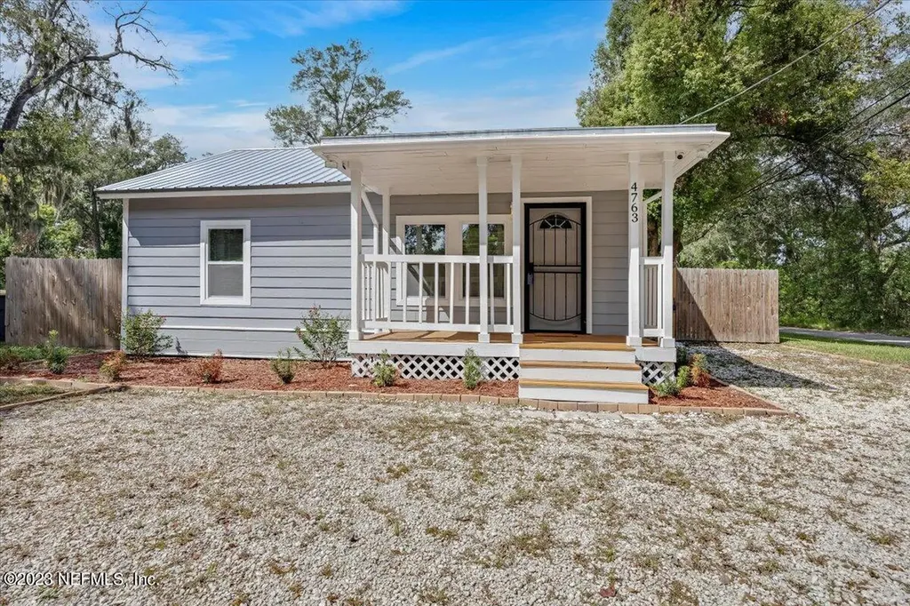 4763 Pinedale Avenue Jacksonville FL 32207