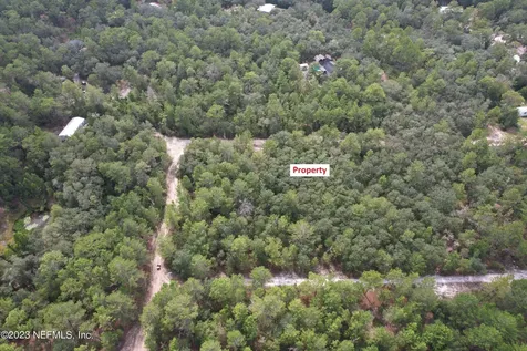 120 Roberto Lane Florahome FL 32140