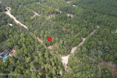 120 Roberto Lane Florahome FL 32140