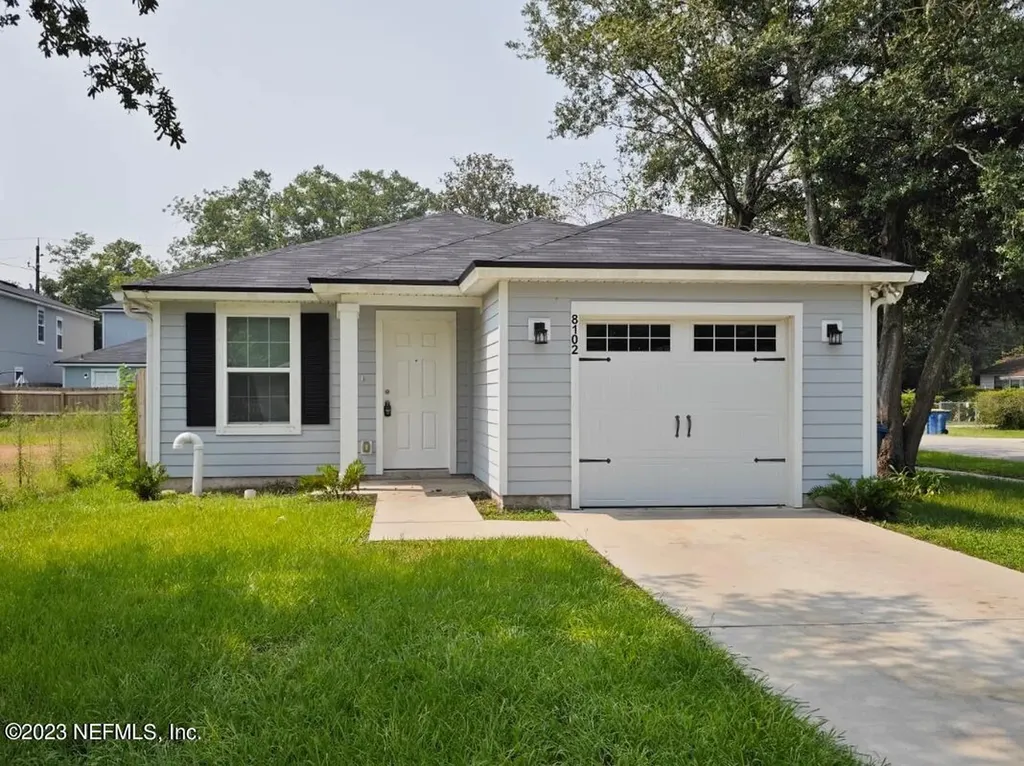 8102 Eaton Avenue Jacksonville FL 32211