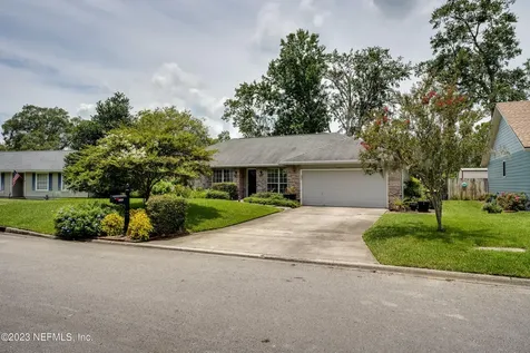 5245 Pond View Drive Jacksonville FL 32258