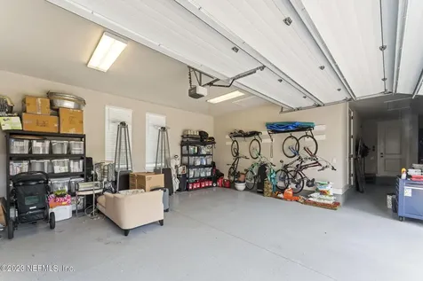 5086 Commissioners Drive Jacksonville FL 32224