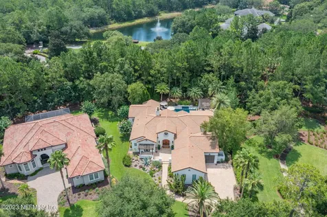 5086 Commissioners Drive Jacksonville FL 32224
