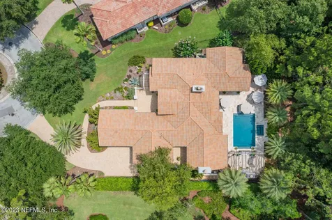 5086 Commissioners Drive Jacksonville FL 32224