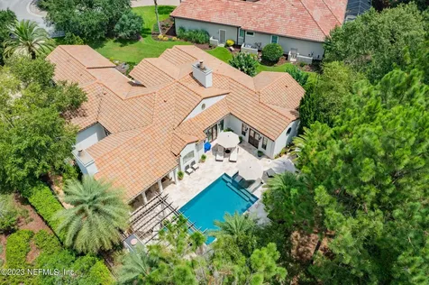 5086 Commissioners Drive Jacksonville FL 32224