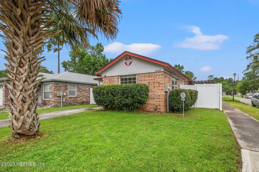 6105 Trish Court Jacksonville FL 32205