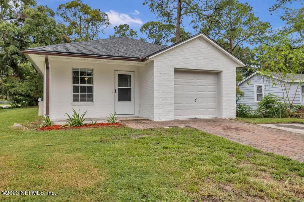 8636 Eaton Avenue Jacksonville FL 32211