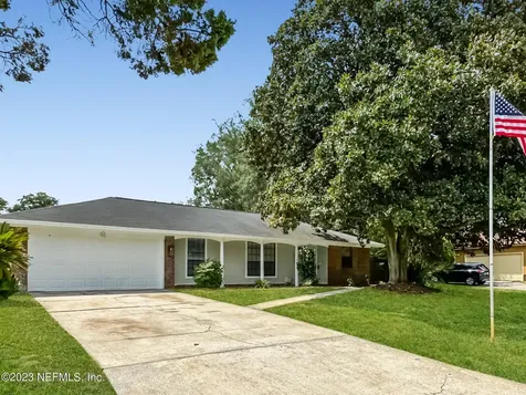 3622 Newcastle Creek Drive Jacksonville FL 32277