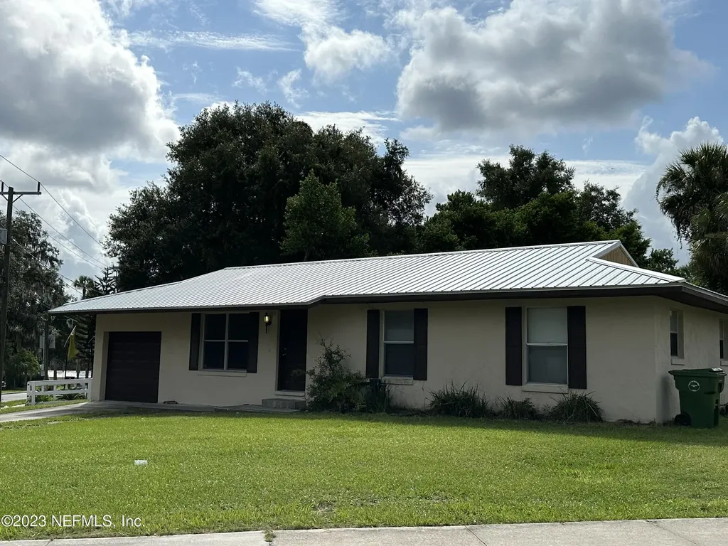 1415 River Street Palatka FL 32177