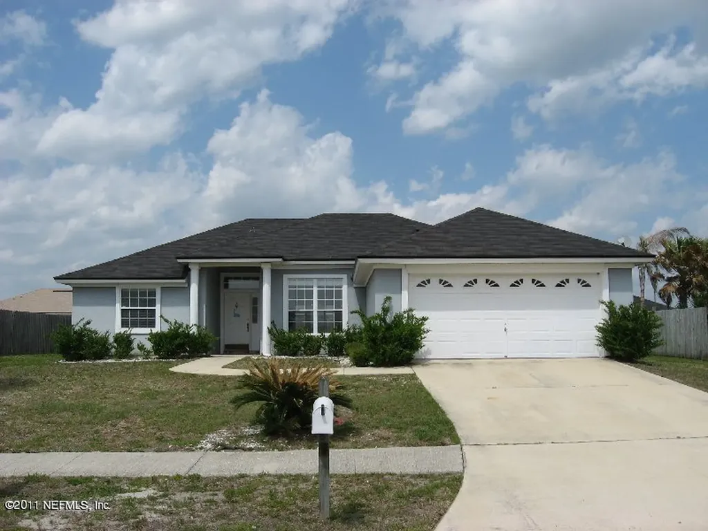 6835 Otters Den Court N Jacksonville FL 32219