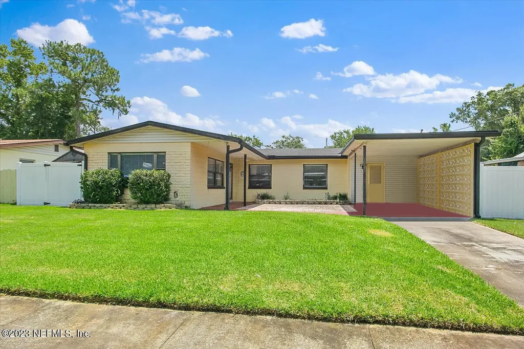 3031 Carrevero Drive W Jacksonville FL 32216
