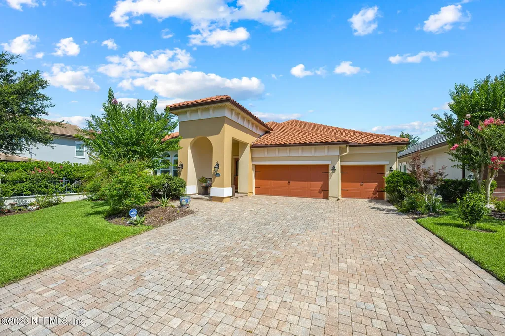 1333 Heritage Manor Drive Jacksonville FL 32207