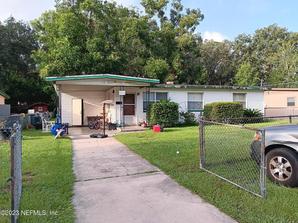 6722 Yvonne Lane Jacksonville FL 32216