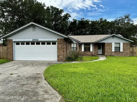 2962 Cobblestone Circle W Jacksonville FL 32225