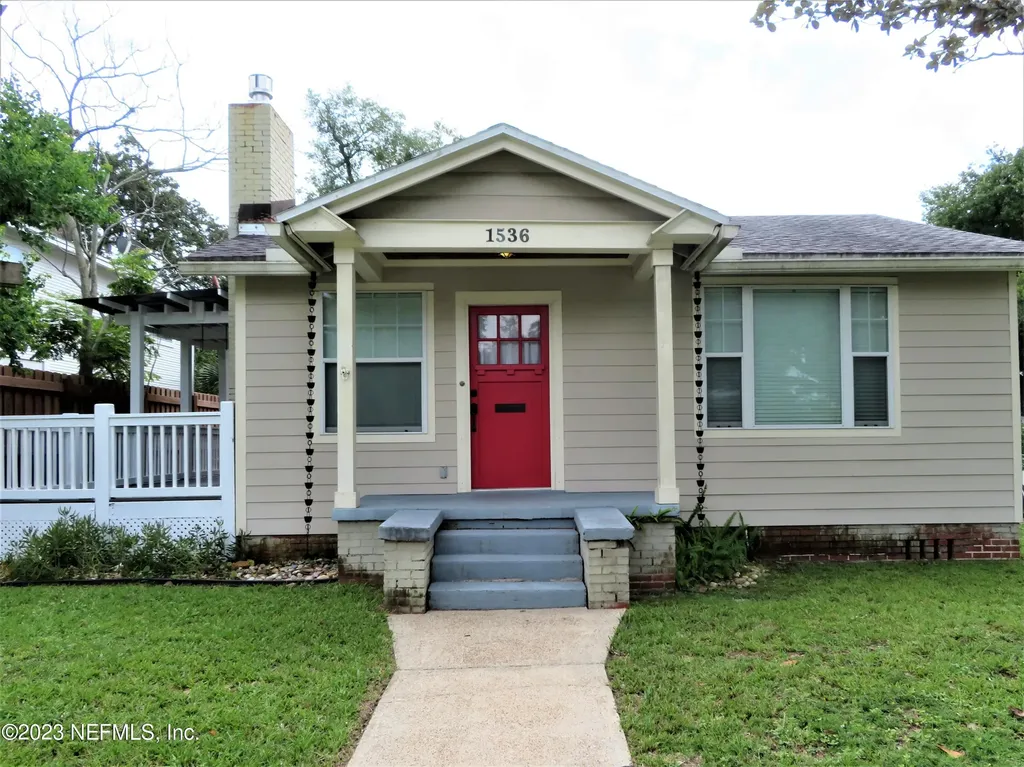 1536 Inwood Terrace Jacksonville FL 32207